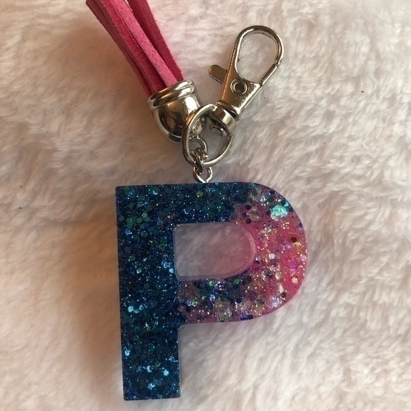 Handmade P Blue & Pink Resin Key Chain Bag Charm - Picture 6 of 7